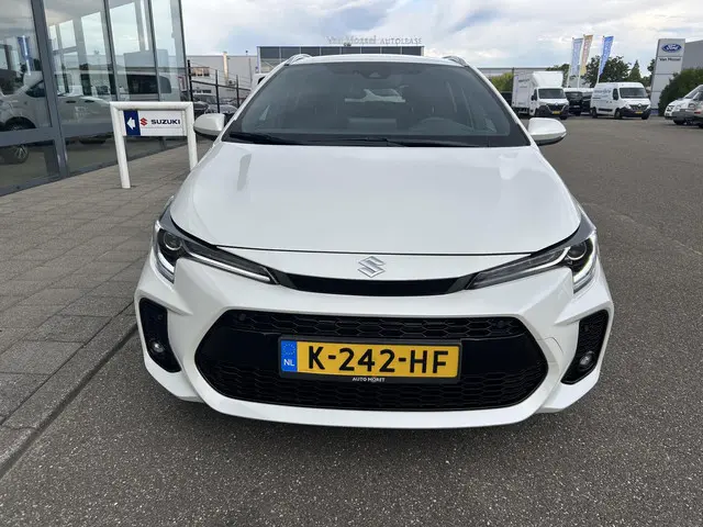 Suzuki Swace 1.8 Hybrid Style 2021 Hybride Benzine 5