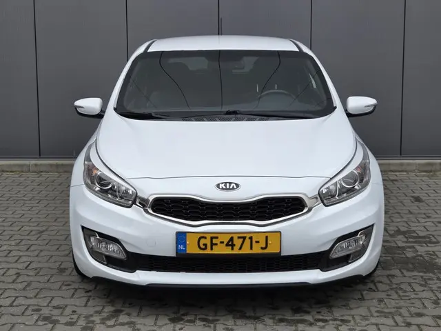 Kia pro_cee'd 1.6 GDI BusinessLine Xenon 2015 Benzine 4