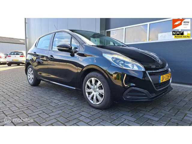 Peugeot 208 1.2 PureTech Blue Lease 2016 Benzine