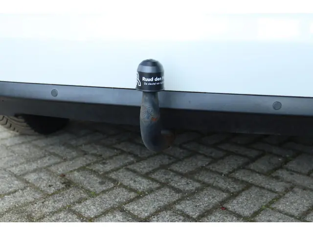 Peugeot 308 1.2 PT ALLURE 2017 Benzine 6