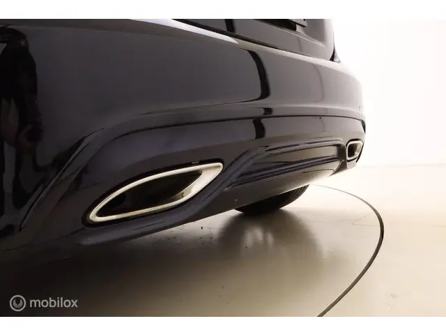 Mercedes-Benz A-Klasse 160 AMG-LINE 2017 Benzine 25