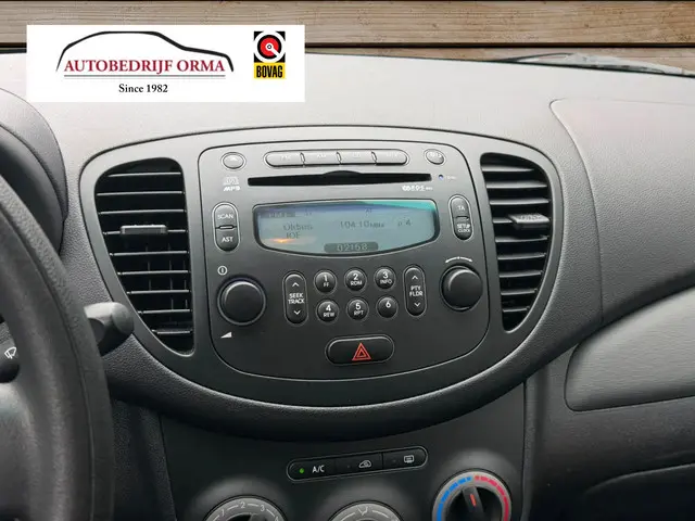 Hyundai i10 1.0 i-Drive Cool 2012 Benzine 6