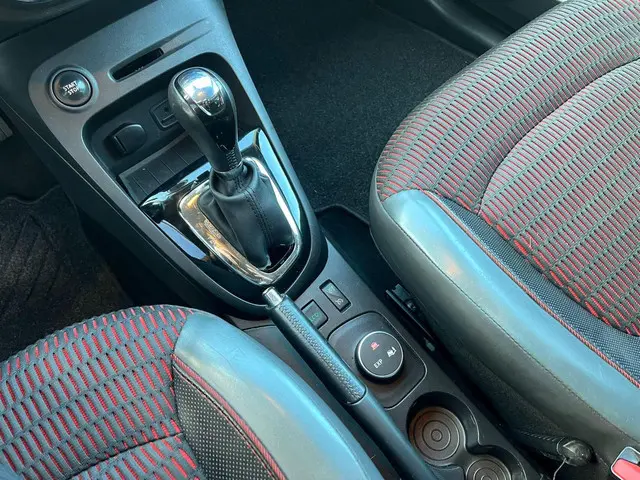 Renault Captur 1.2 TCe Helly Hansen 2015 Benzine 13