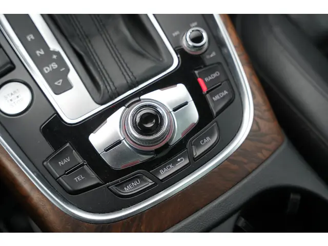 Audi Q5 2.0 TFSI quattro Pro Line S 2013 Benzine 36