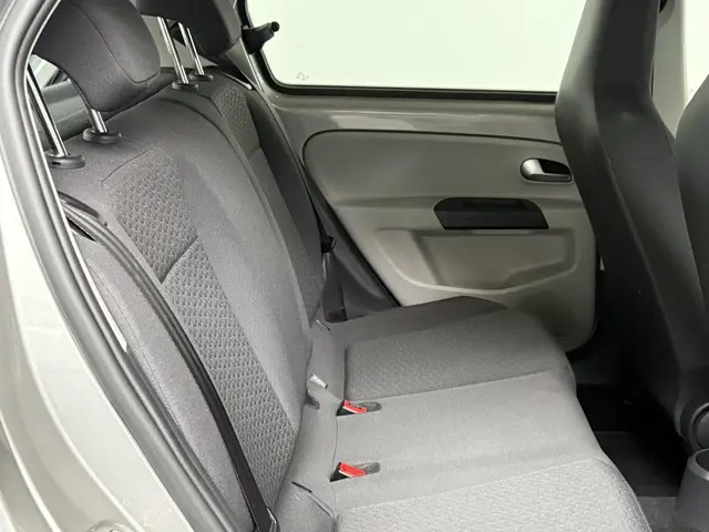 SEAT Mii 1.0 Style Intense 2019 Benzine 11