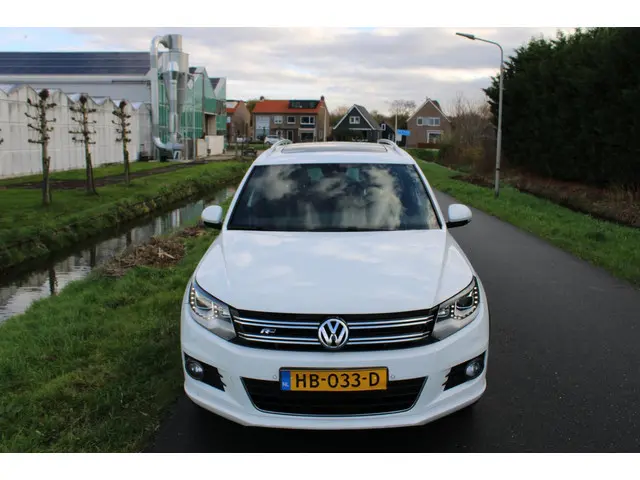 Volkswagen Tiguan 1.4 TSI R-Line Edition 2015 Benzine 3