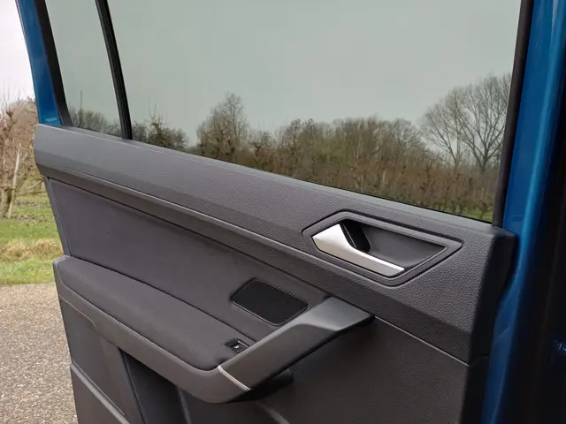 Volkswagen Touran 1.2 TSI Highline 7p 2017 Benzine 33