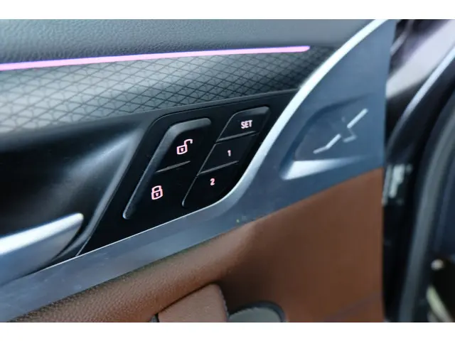 BMW iX3 M-Sport High Executive 80 kWh 2022 Elektrisch 30