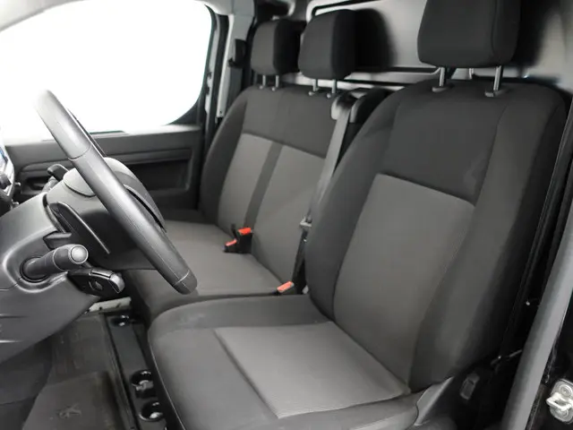 Peugeot Expert 2.0 BlueHDI 145PK L3 2023 Diesel 21