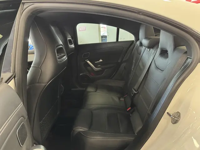 Mercedes-Benz CLA 220 AMG-LINE 4-MATIC 2019 Benzine 11