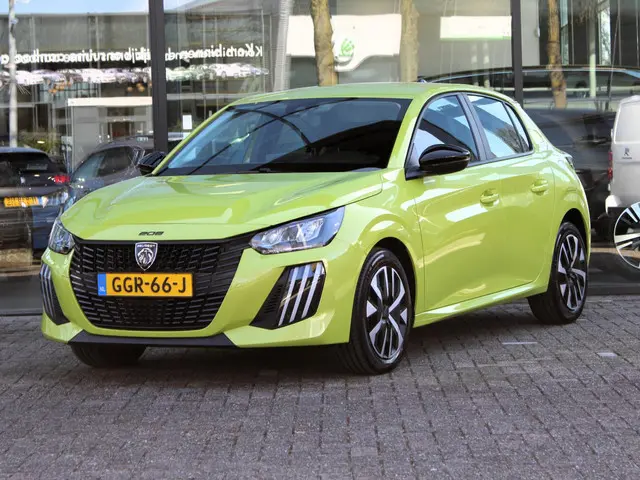 Peugeot 208 1.2 PureTech 100 Active 2024 Benzine 5