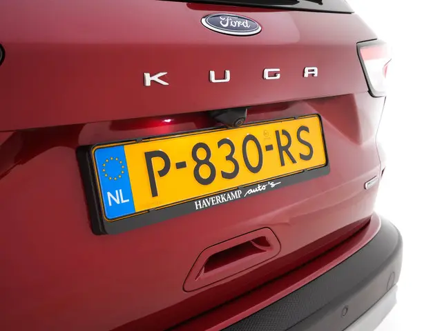 Ford Kuga 2.5 PHEV Titanium 2022 Hybride Benzine 24