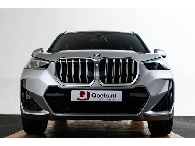 BMW X1 xDrive25e 2025 Hybride Benzine 23