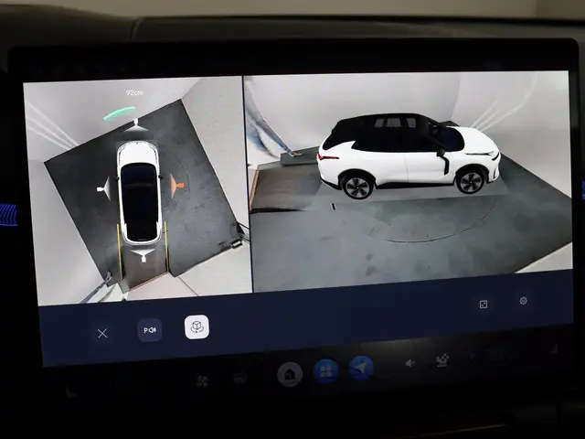 Lynk & Co 08 1.5 More 2025 Hybride Benzine 30