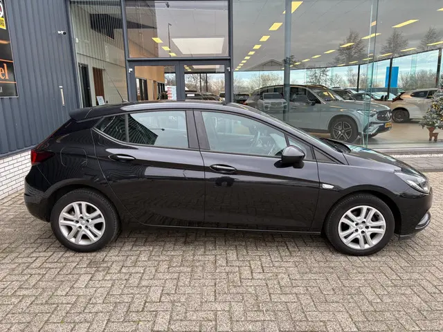 Opel Astra 1.4 2016 Benzine 4