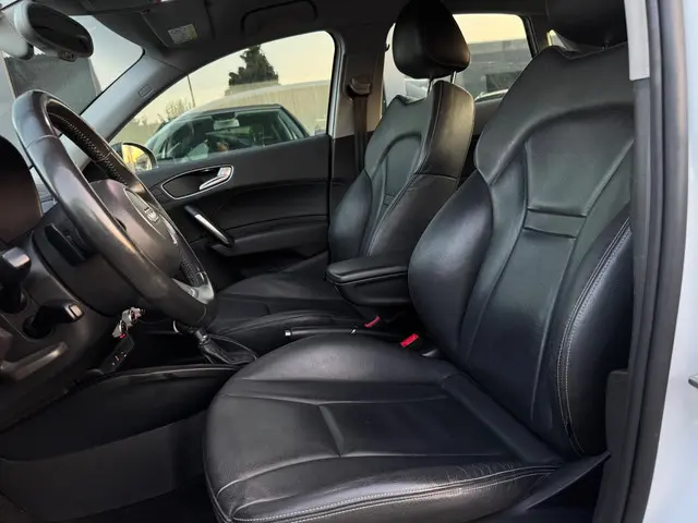 Audi A1 Sportback 1.0 TFSI Adrenalin 2017 Benzine 13