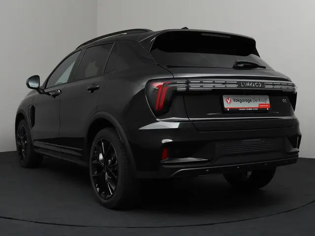 Lynk & Co 01 1.5 More 2025 Hybride Benzine 40