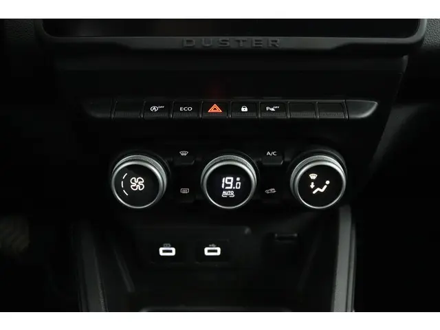 Dacia Duster 1.0 TCe 100 ECO-G Journey 2023 Benzine 25