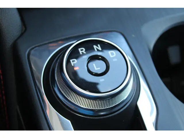 Ford Kuga 2.5 PHEV ST-Line 2022 Hybride Benzine 24