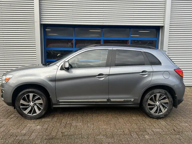 Mitsubishi ASX 1.6 Cleartec Invite+ 2015 Benzine