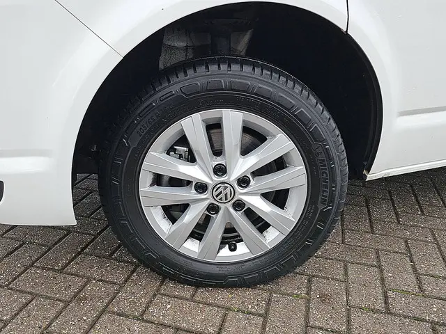 Volkswagen Transporter 2.0 TDI 2019 Diesel 14
