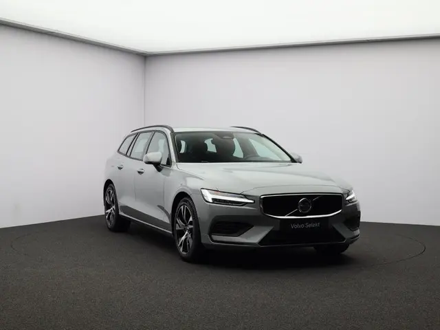 Volvo V60 B4 197PK Essential Edition 2026 Benzine 30