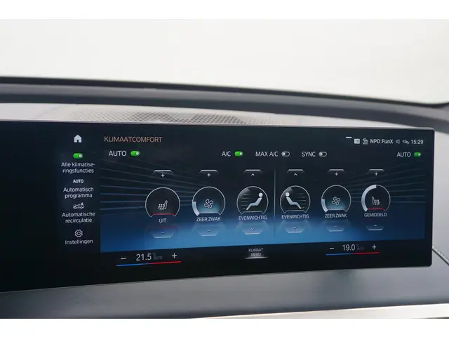 BMW iX xDrive40 2021 Elektrisch 27