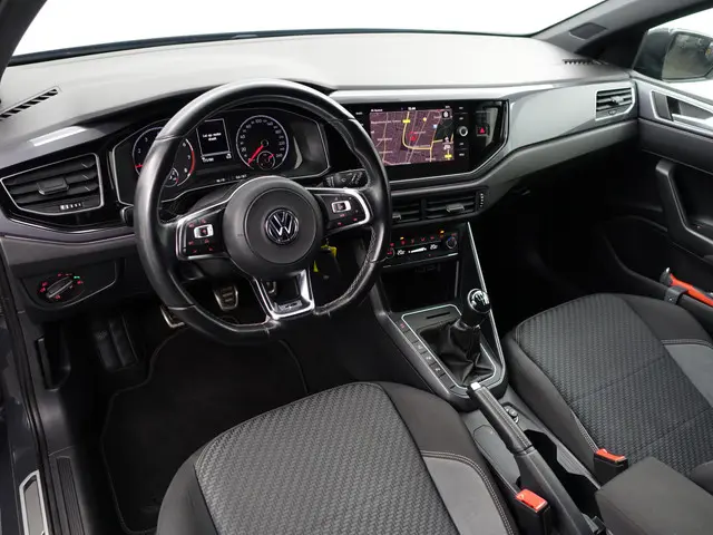 Volkswagen Polo 1.0 TSI R Line+ 2020 Benzine 2