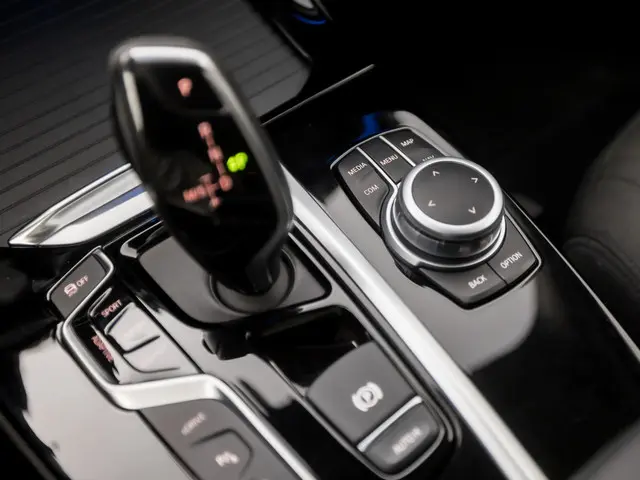 BMW X3 xDrive30e Sportline 2020 Hybride Benzine 24