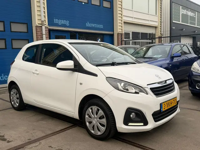 Peugeot 108 1.0 e-VTi Active 2014 Benzine 9
