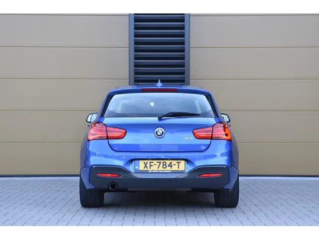 BMW 1 Serie 118i High Executive 2017 Benzine 8