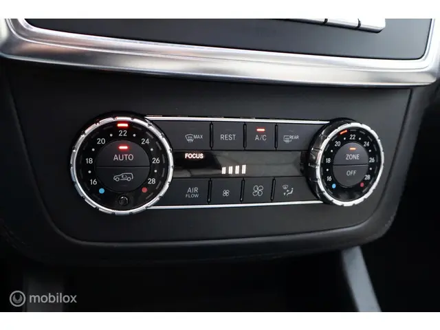 Mercedes-Benz M-Klasse 500 2013 Benzine 65