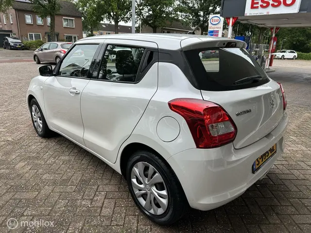 Suzuki Swift 1.2 Select Airco, Bluetooth.. 2017 Benzine 5