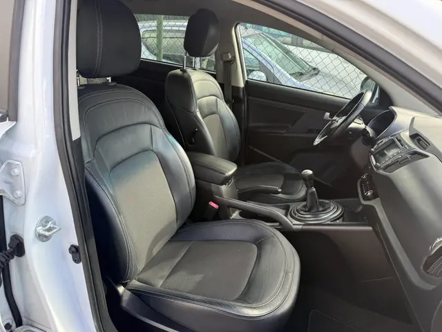 Kia Sportage 2.0 Super Pack 2013 Benzine 3