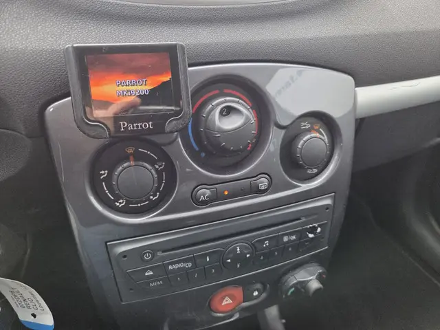 Renault Clio Estate 1.2 TCE Collection 2012 Benzine 11