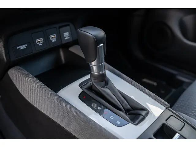 Honda Jazz 1.5i e:HEV CROSSTAR 2022 Hybride Benzine 5