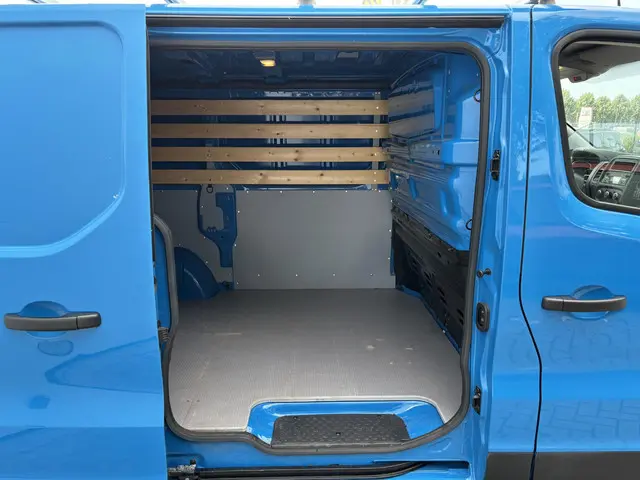 Renault Trafic 1.6 dCi 95 T27 L1H1 Comfort 2020 Diesel 8