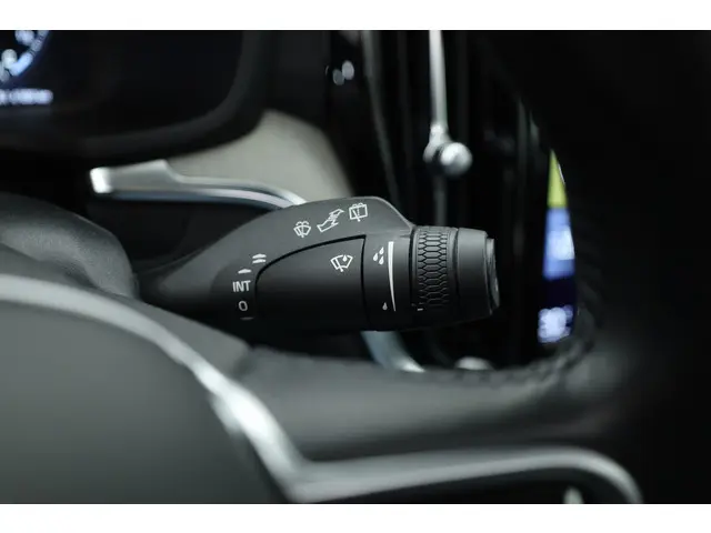 Volvo V60 2.0 T8 Inscription 2022 Hybride Benzine 13