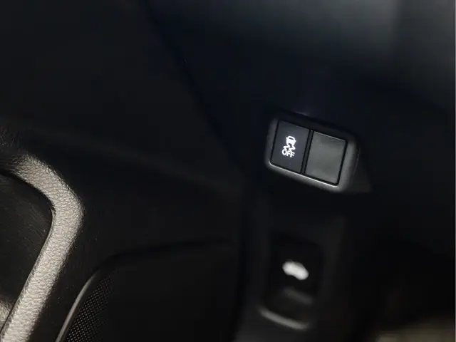 Honda Civic 1.0 i-VTEC Sport 2017 Benzine 25