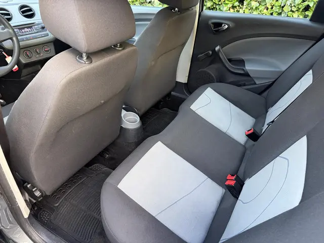 SEAT Ibiza ST 1.2 Reference 2014 Benzine 17