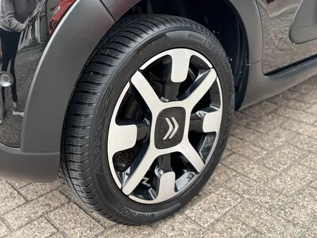 Citroën C3 PT 82 Shine 2017 Benzine 28