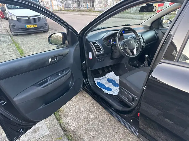 Hyundai i20 1.2i i-Motion 2012 Benzine 11