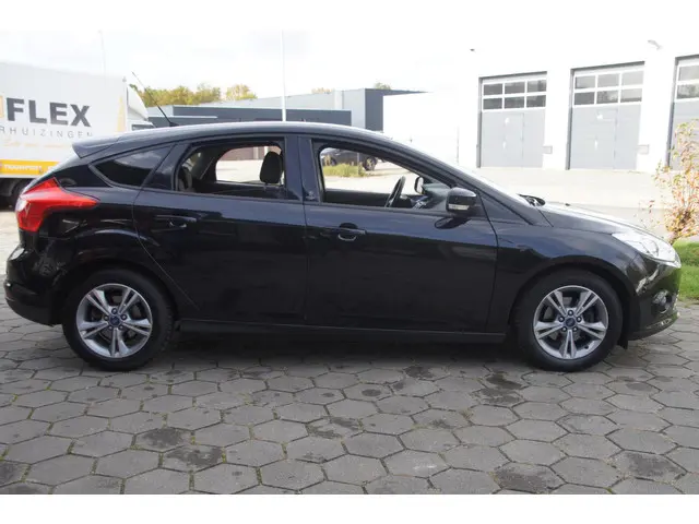 Ford Focus 1.0 EcoBoost Lease Trend 2013 Benzine 5