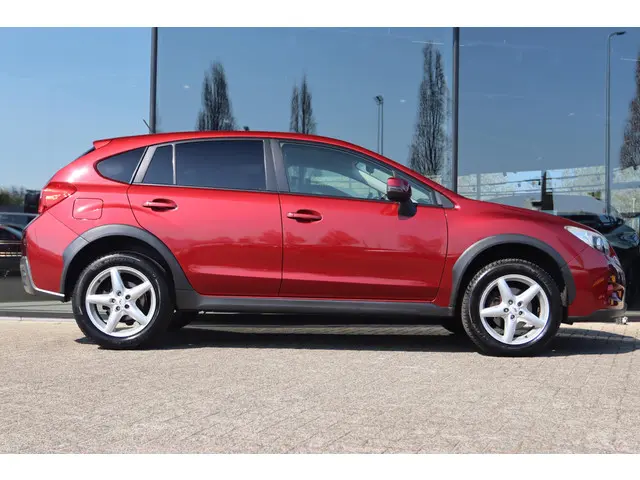 Subaru XV 2.0I LUXURY PLUS AWD AUT. 2012 Benzine 7