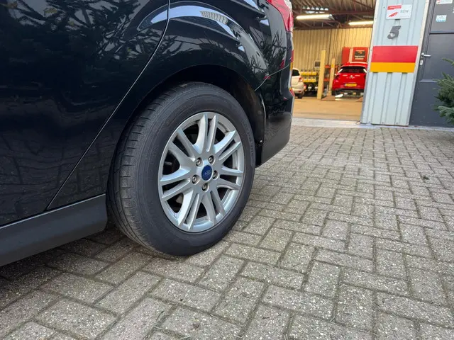 Ford Focus Wagon 1.0 EcoBoost Edition Plus 2014 Benzine 5