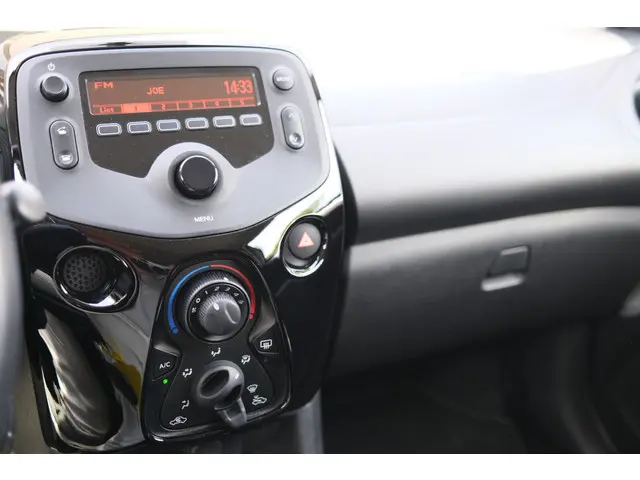 Citroën C1 1.0 VTi 72 Feel 2020 Benzine 24
