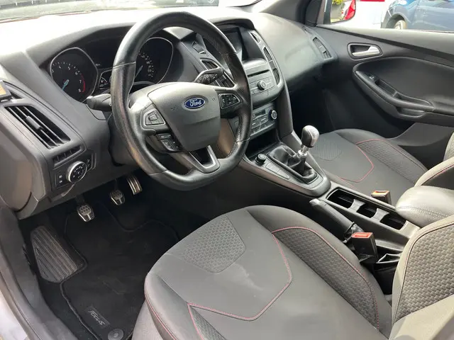 Ford Focus 1.0 ST-Line 2018 125PK /NAVI /LED 2018 Benzine 16