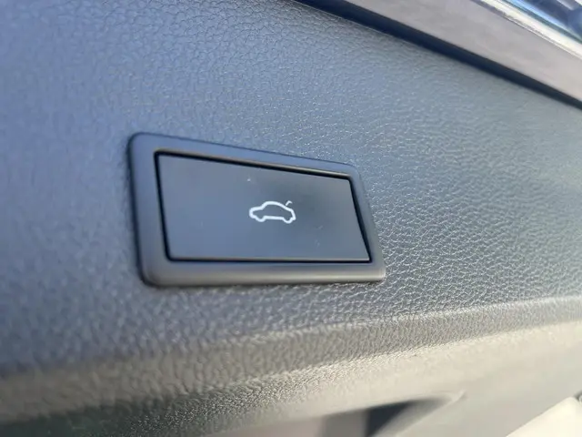 SEAT Ateca 1.5 TSi DSG FR Business Intense 2022 Benzine 22