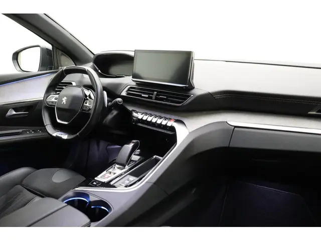 Peugeot 3008 1.6 HYbrid4 300pk GT 2021 Hybride Benzine 18