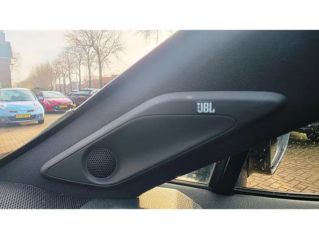 Toyota RAV4 2.5 Hybrid Bi-Tone 2020 Hybride Benzine 19